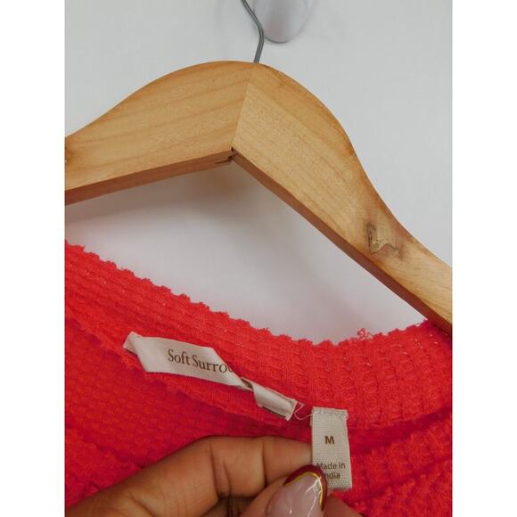 Soft Surroundings Womens My Time Waffle Pullover Top‎ Size M Red Vibrant Casual - Picture 3 of 5